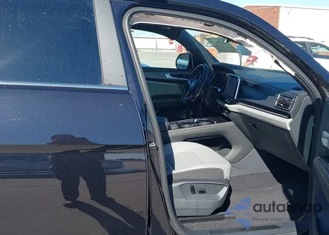 2024 Volkswagen Atlas Cross Sport Sel R-Line z USA, uszkodzony, nr VIN 1V2AE2CA1RC217976